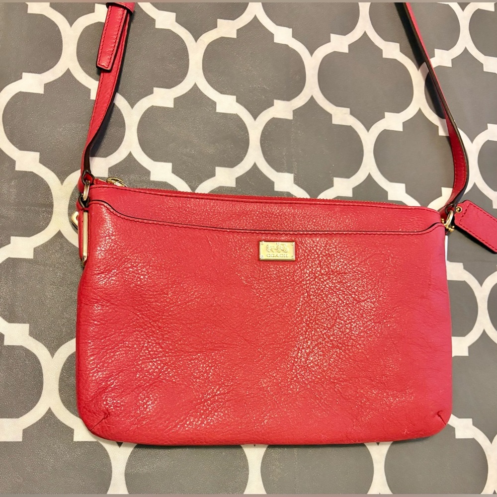 Coach Madison leather East West swingpack pink crossbody Loganberry bag Purse - Picture 3 of 8